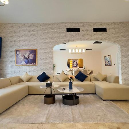 Elegant Villa In Al Danah Perfect For Relaxation Abu Dhabi Buitenkant foto